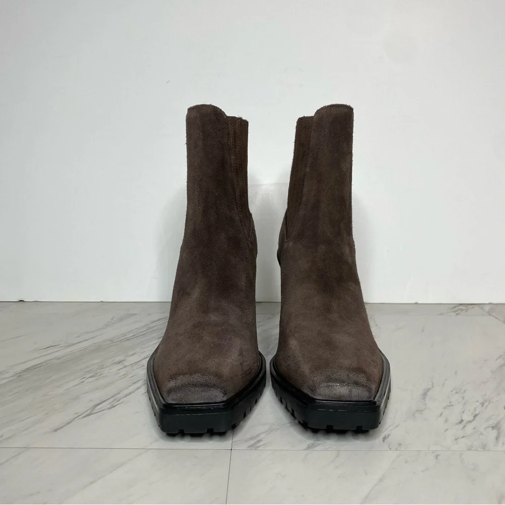 Vince Camuto Aresse Brown Suede Square Toe Heeled Bootie 9 1/2 M